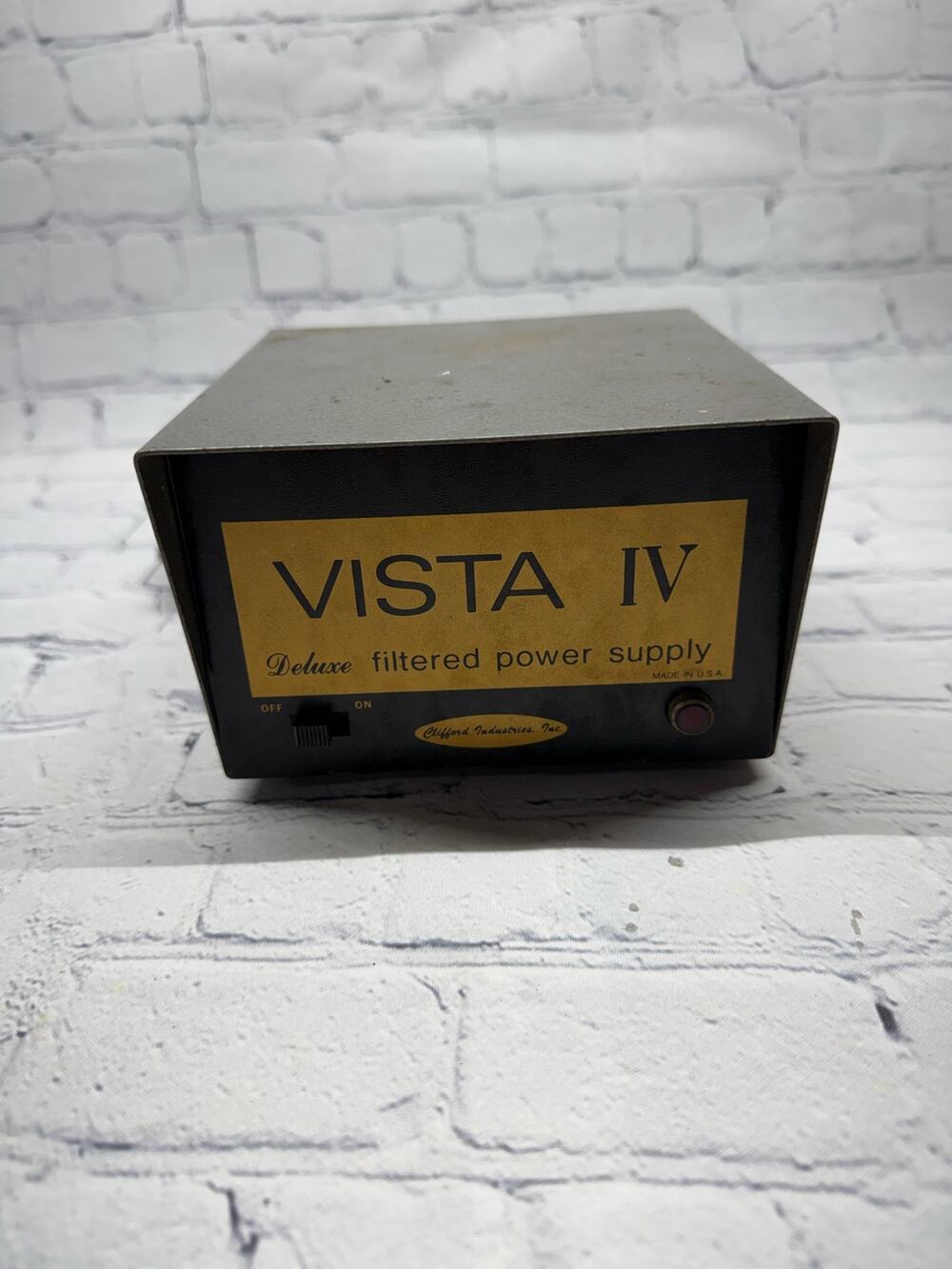 Vintage Clifford Industries Vista IV Deluxe Filtered Power Supply